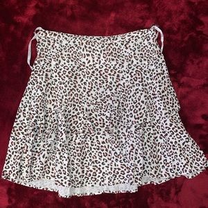 Leopard print ruffled skirt